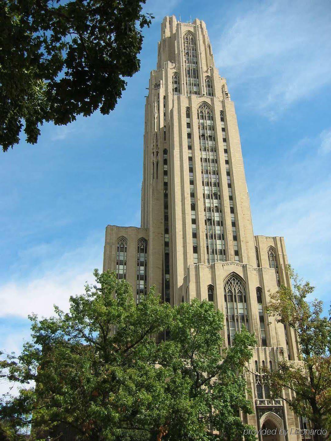 Hilton Garden Inn Pittsburgh University Place Bagian luar foto